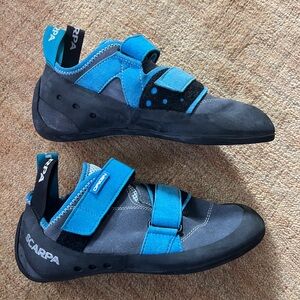 scarpa origin - women size 7-7.5 (size 40 tag) - like brand new condition